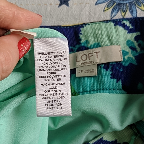 AnnTaylor LOFT 4P floral green skirt - Picture 3 of 4